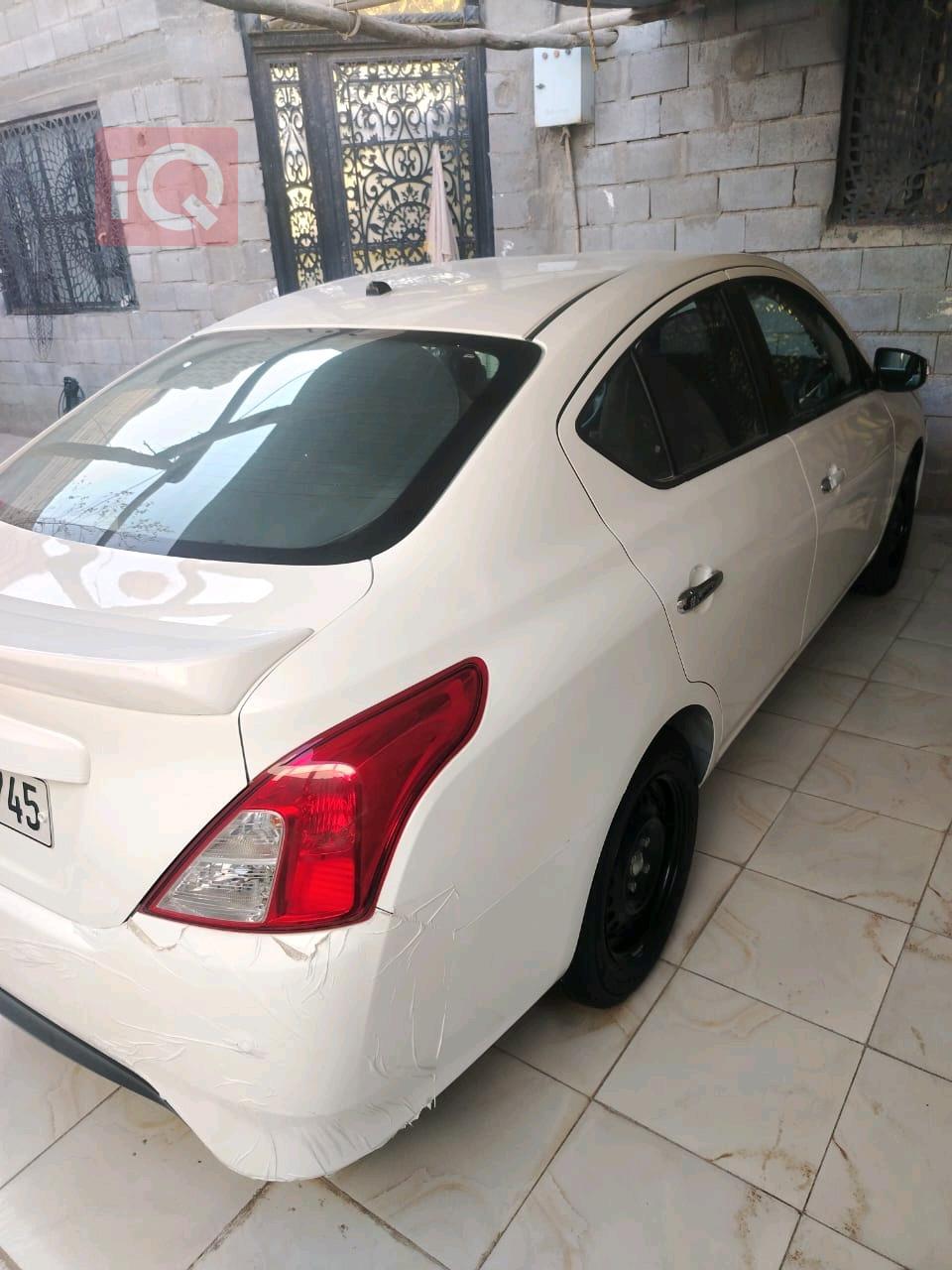 نيسان صني